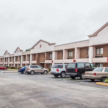 Red Roof Inn & Suites Mt Holly - Mcguire Afb Westampton Buitenkant foto
