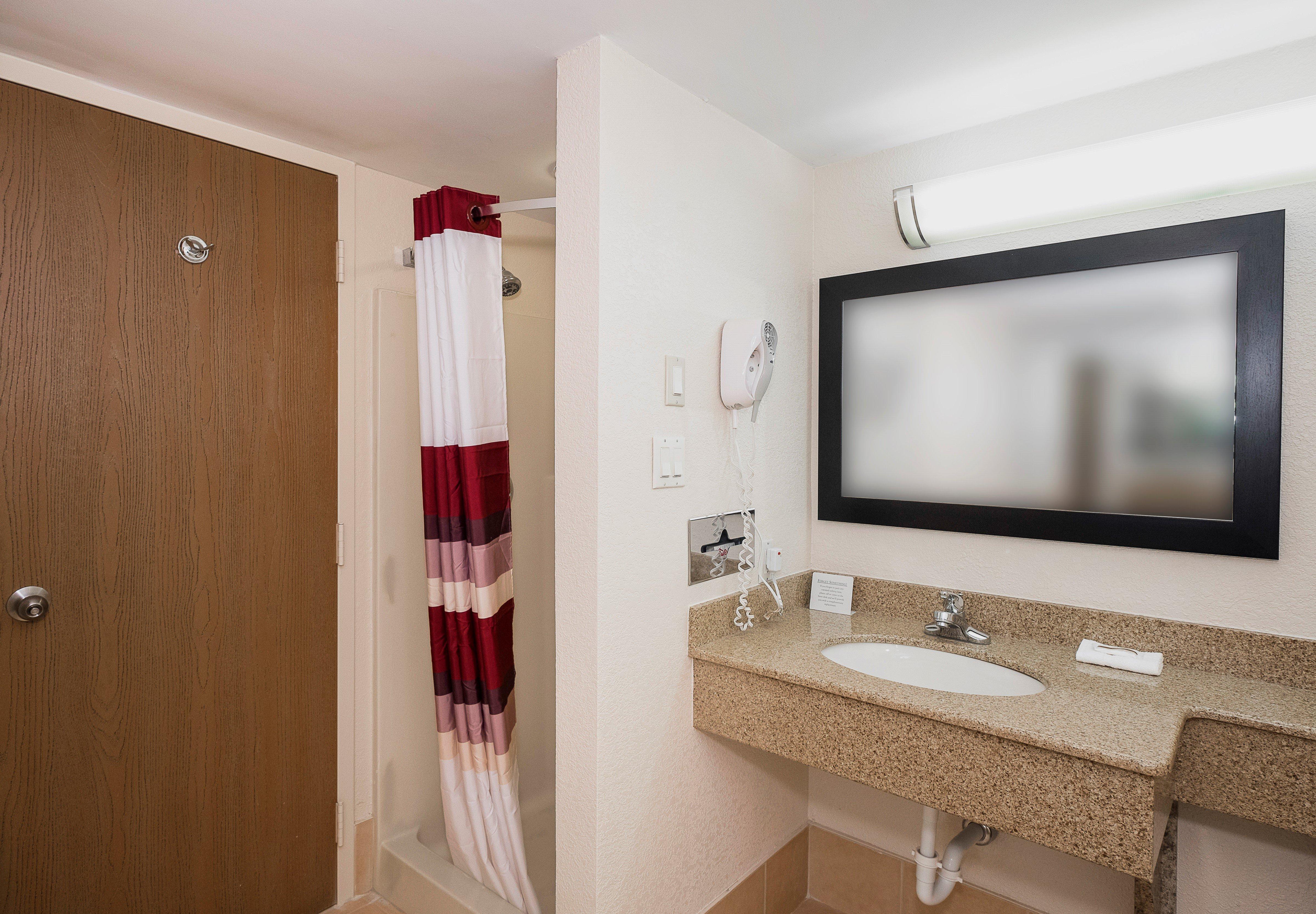 Red Roof Inn & Suites Mt Holly - Mcguire Afb Westampton Buitenkant foto