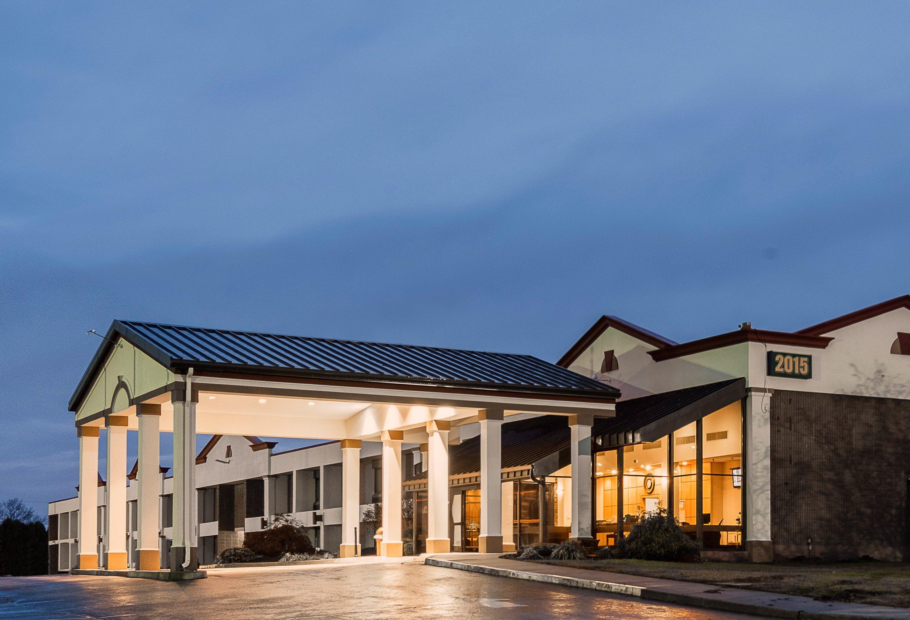 Red Roof Inn & Suites Mt Holly - Mcguire Afb Westampton Buitenkant foto